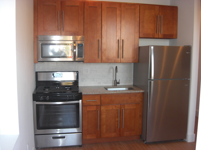 2713 West Girard Avenue - 2R